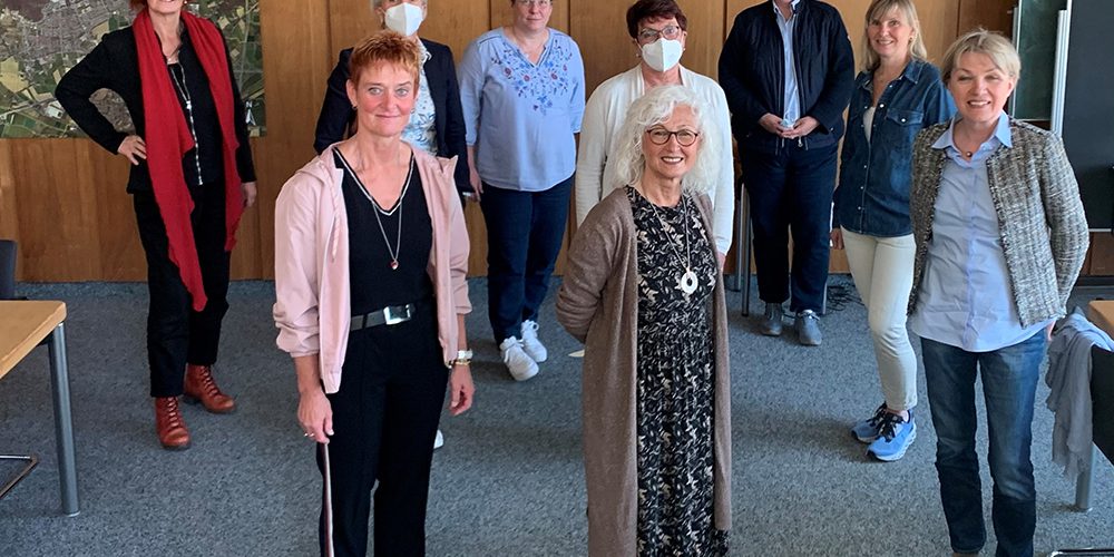 Emanzipatorische Arbeit für Frauen und Mädchen mit internationaler Geschichte