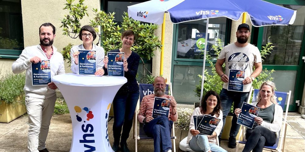 Kostenlose Schnupperangebote und Kleidertauschbörse vhs lädt am 12. August ein